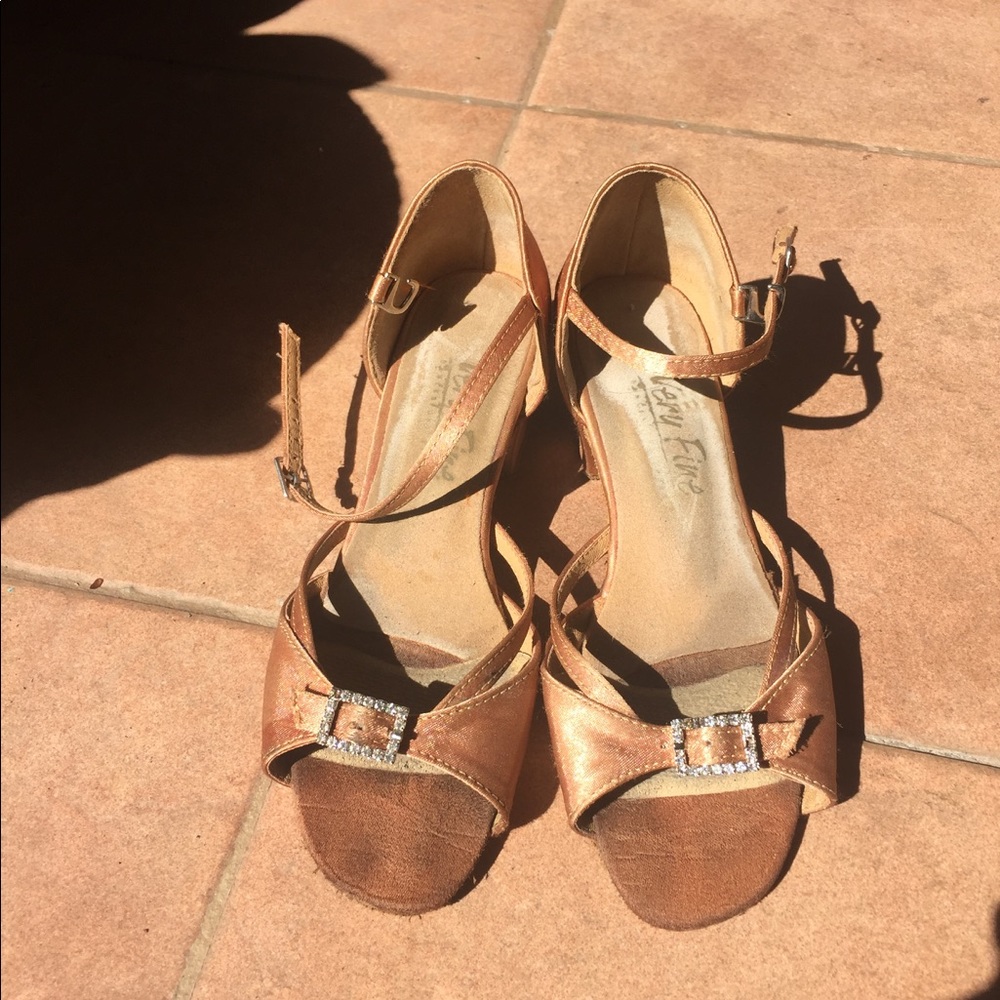 Girls Dancing Shoes Size 3.5
